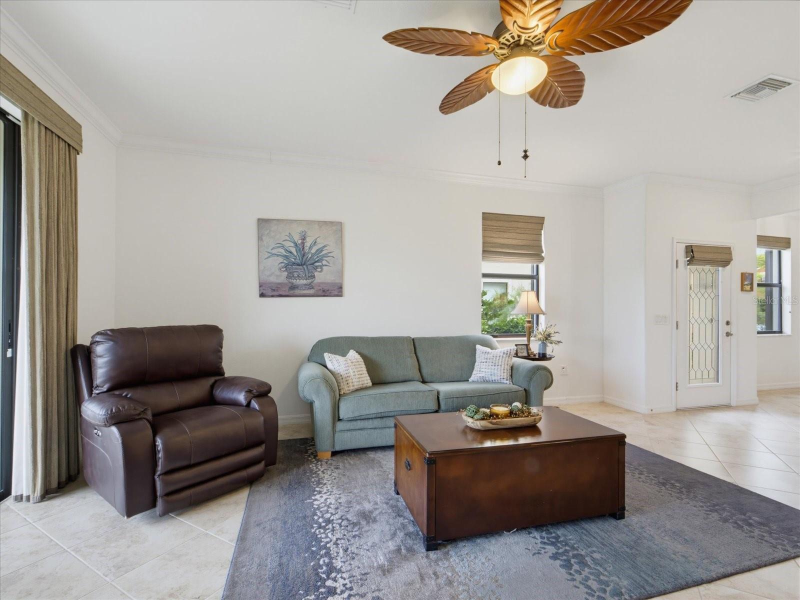 20429 LAGENTE CIR — photo 9