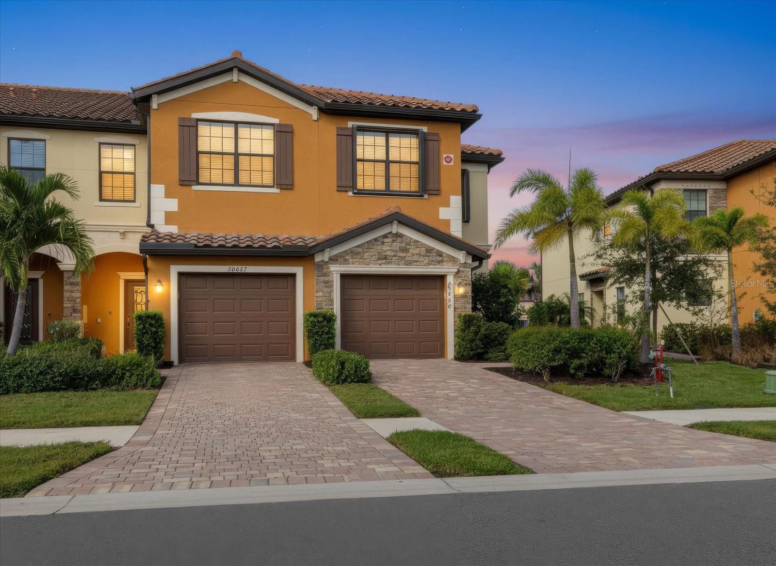 20429 LAGENTE CIR — photo 33