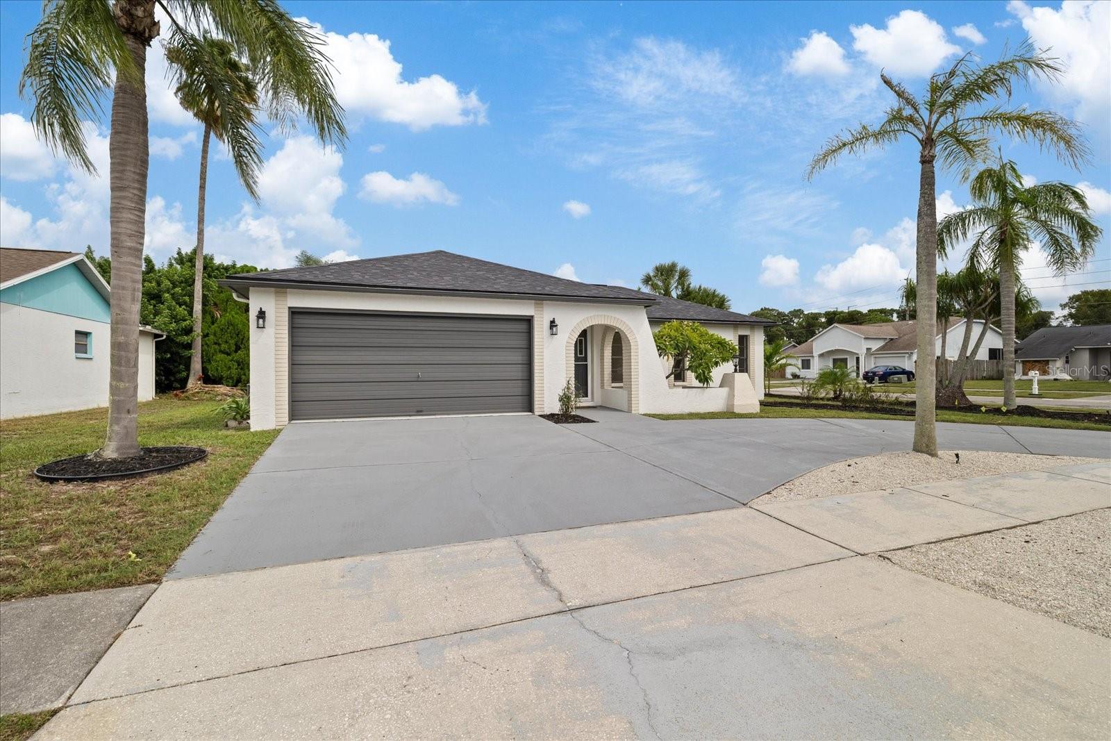 1016 FUCHSIA DR — photo 45