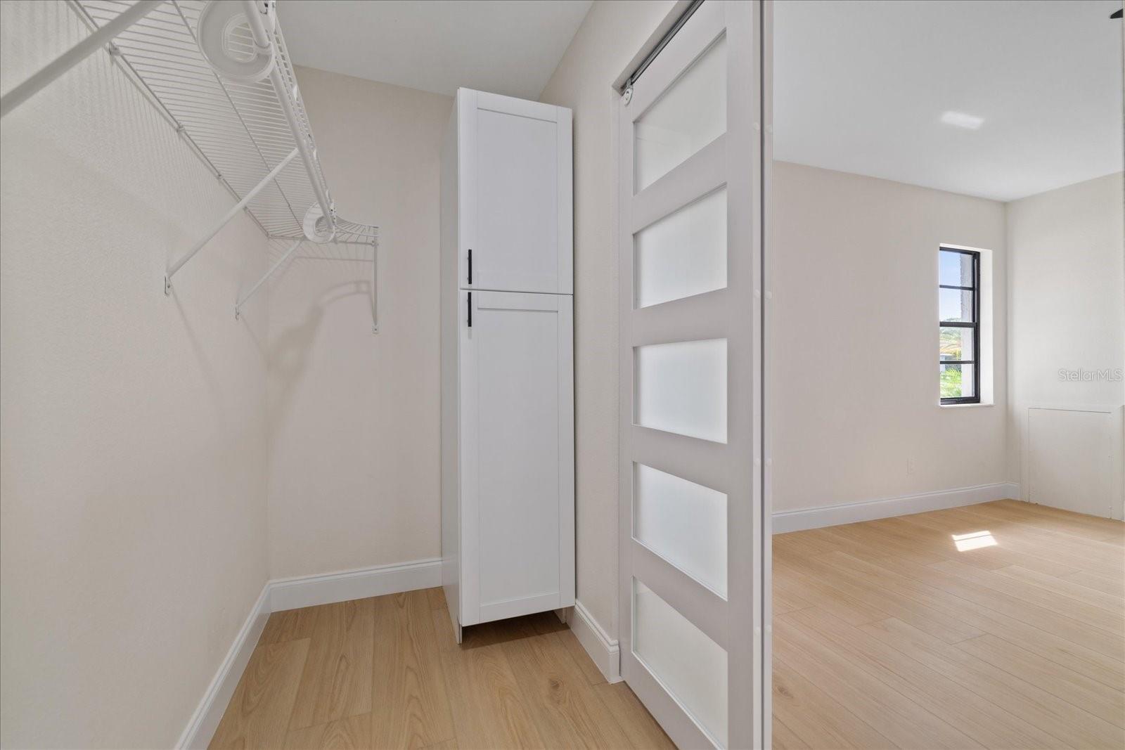 1016 FUCHSIA DR — photo 32
