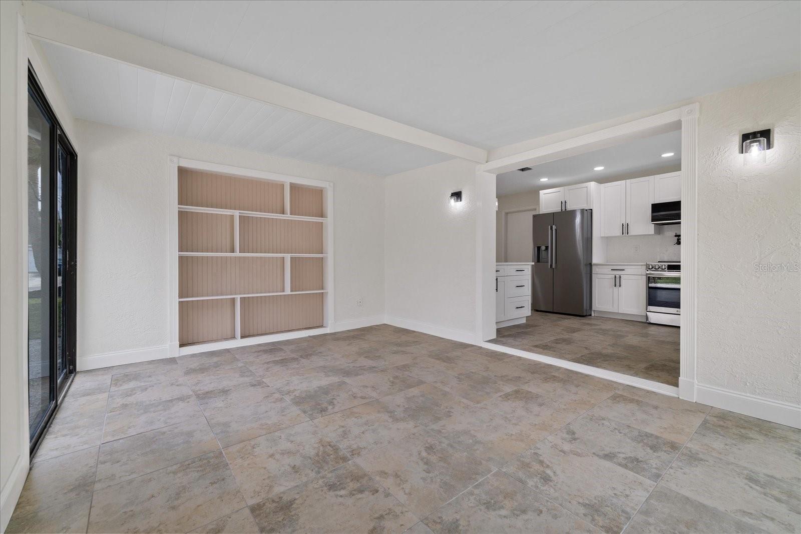 1016 FUCHSIA DR — photo 19