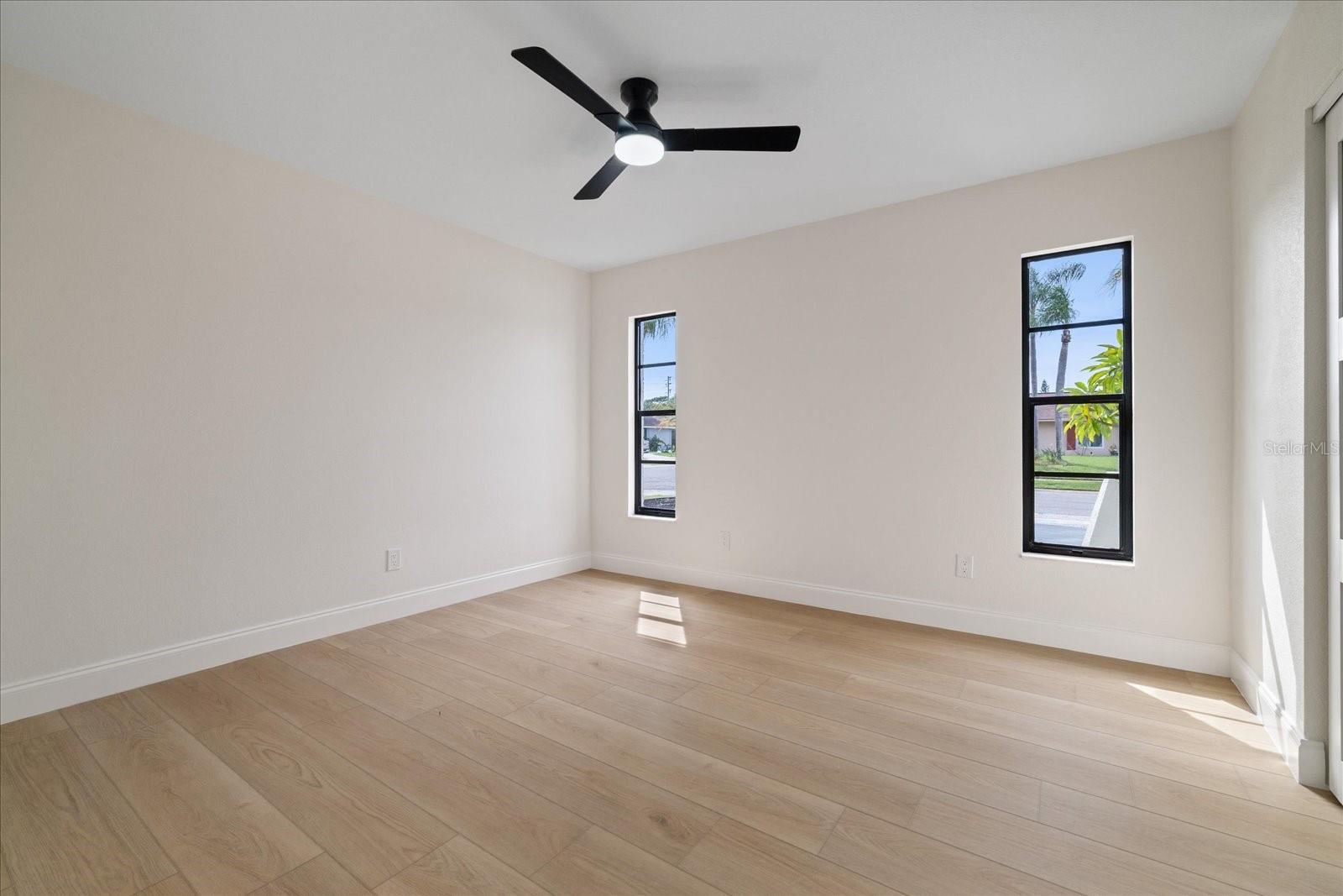 1016 FUCHSIA DR — photo 25