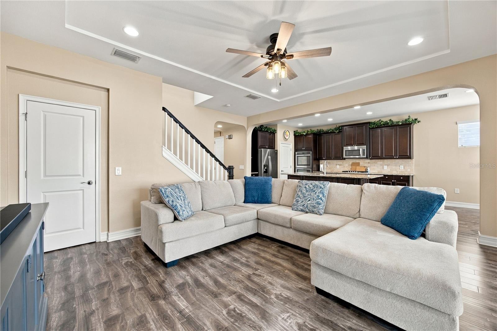 4053 MEDICCI LN — photo 14