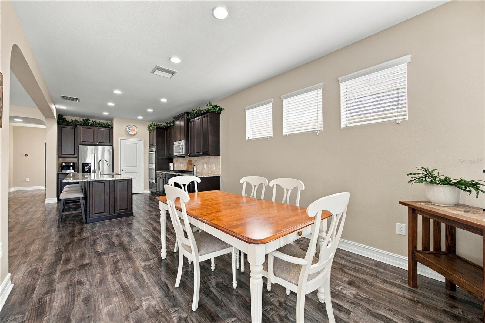 4053 MEDICCI LN — photo 25