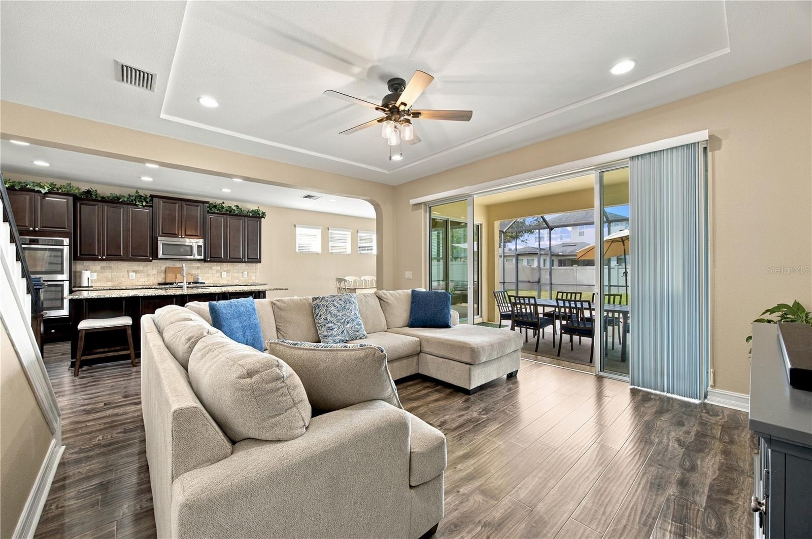 4053 MEDICCI LN — photo 15
