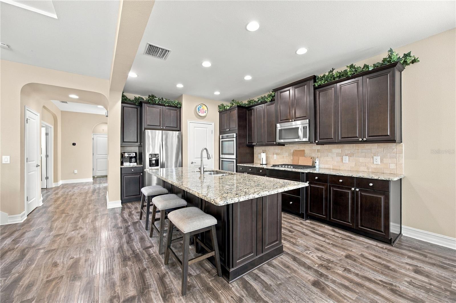 4053 MEDICCI LN — photo 17