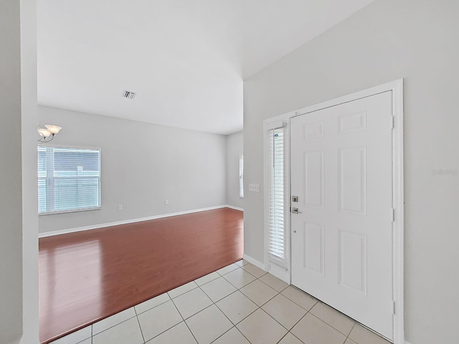 9541 CYPRESS HARBOR DR — photo 5