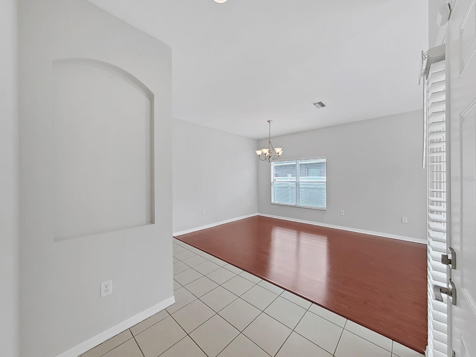 9541 CYPRESS HARBOR DR — photo 4