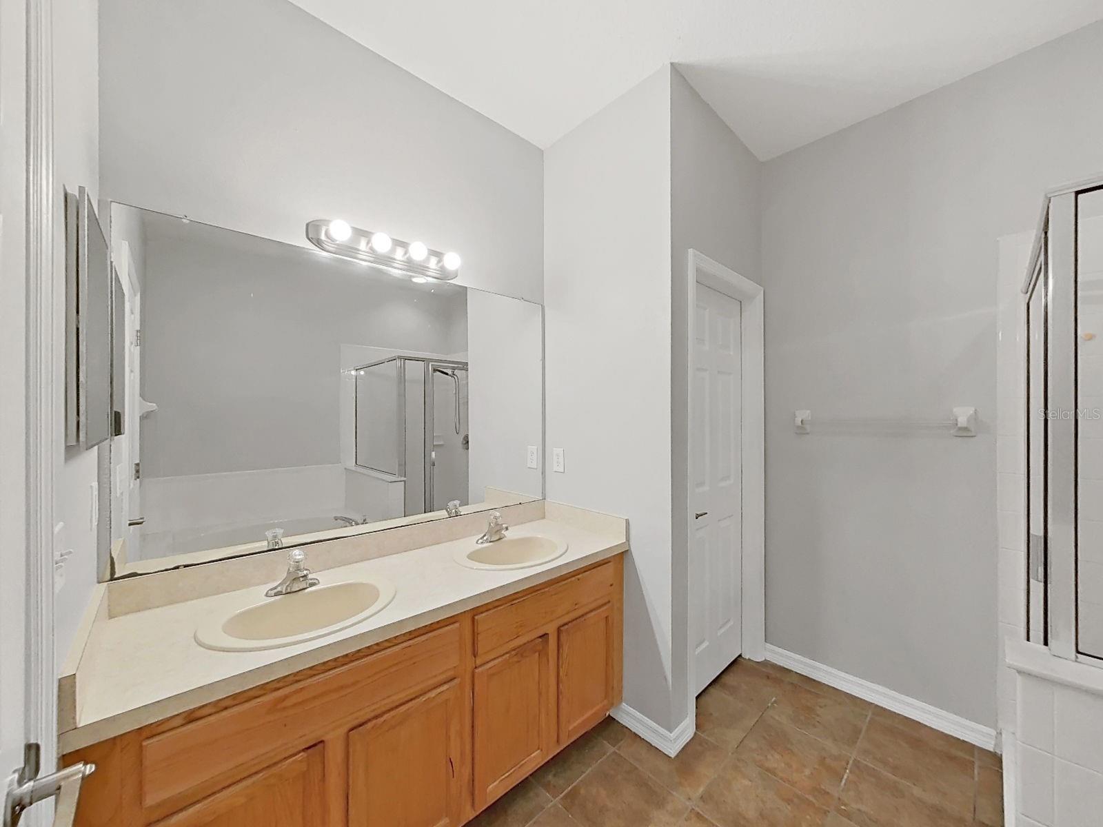 9541 CYPRESS HARBOR DR — photo 30