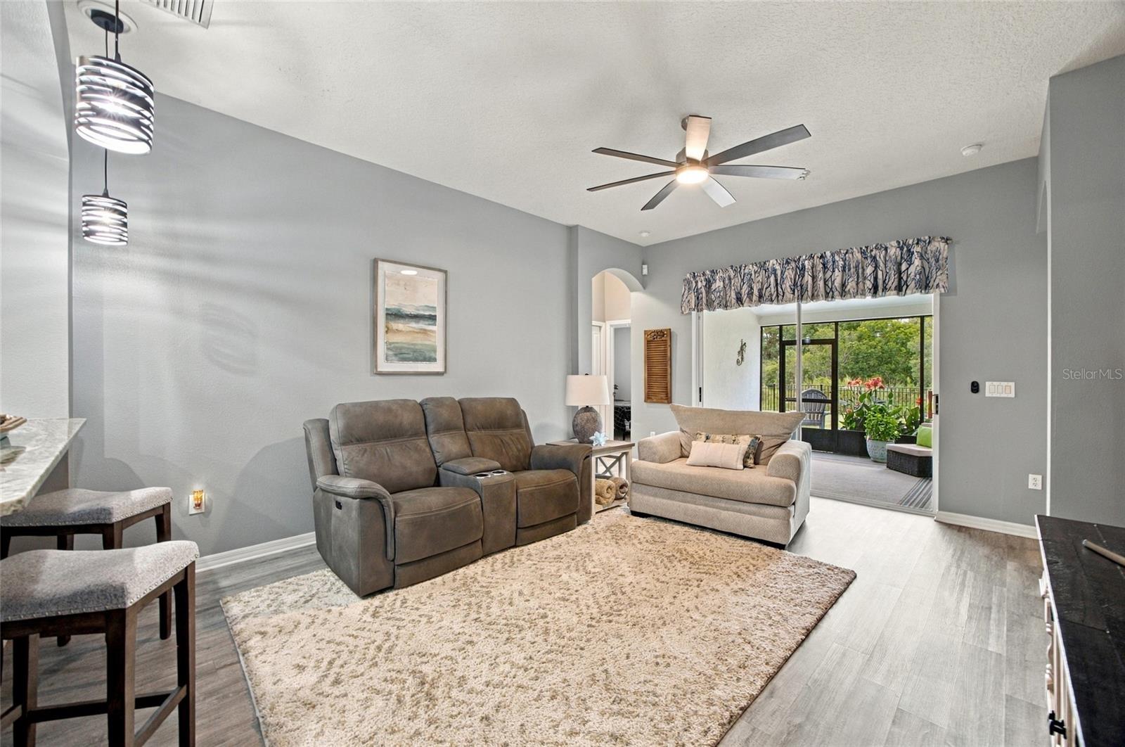 6501 BRIDGECREST DR — photo 18