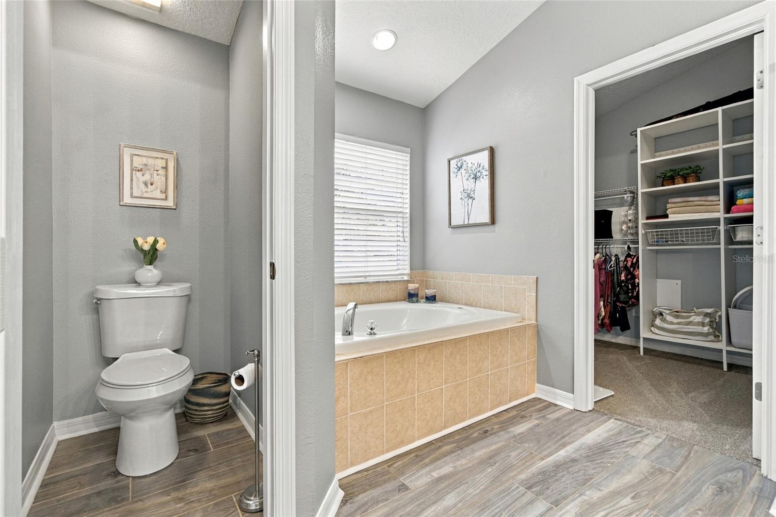 6501 BRIDGECREST DR — photo 26