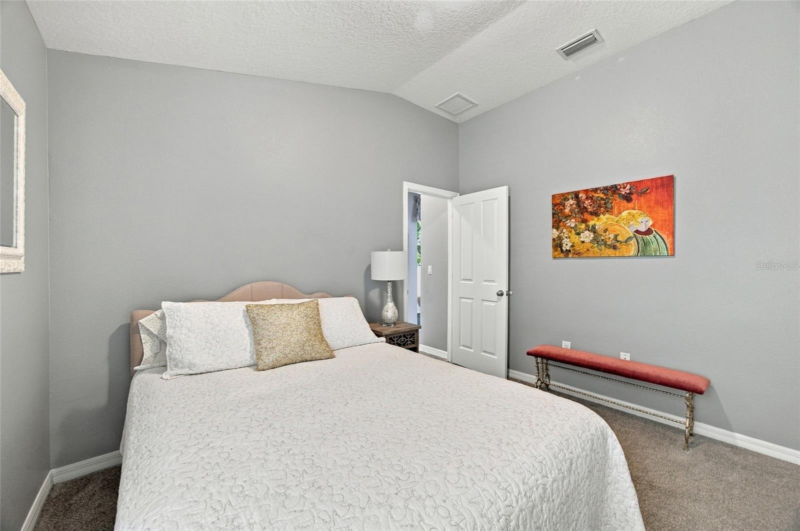 6501 BRIDGECREST DR — photo 32