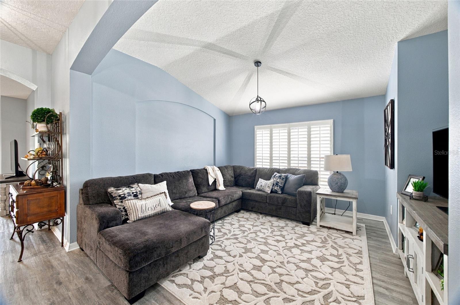 6501 BRIDGECREST DR — photo 9
