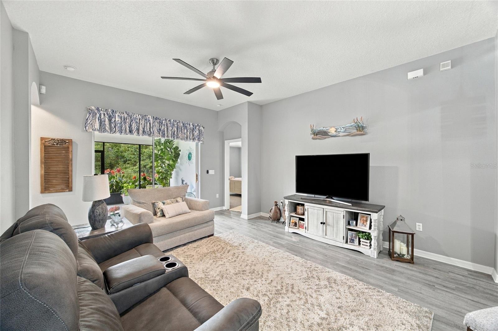 6501 BRIDGECREST DR — photo 20