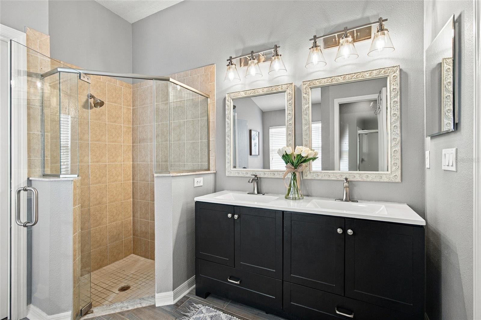 6501 BRIDGECREST DR — photo 24