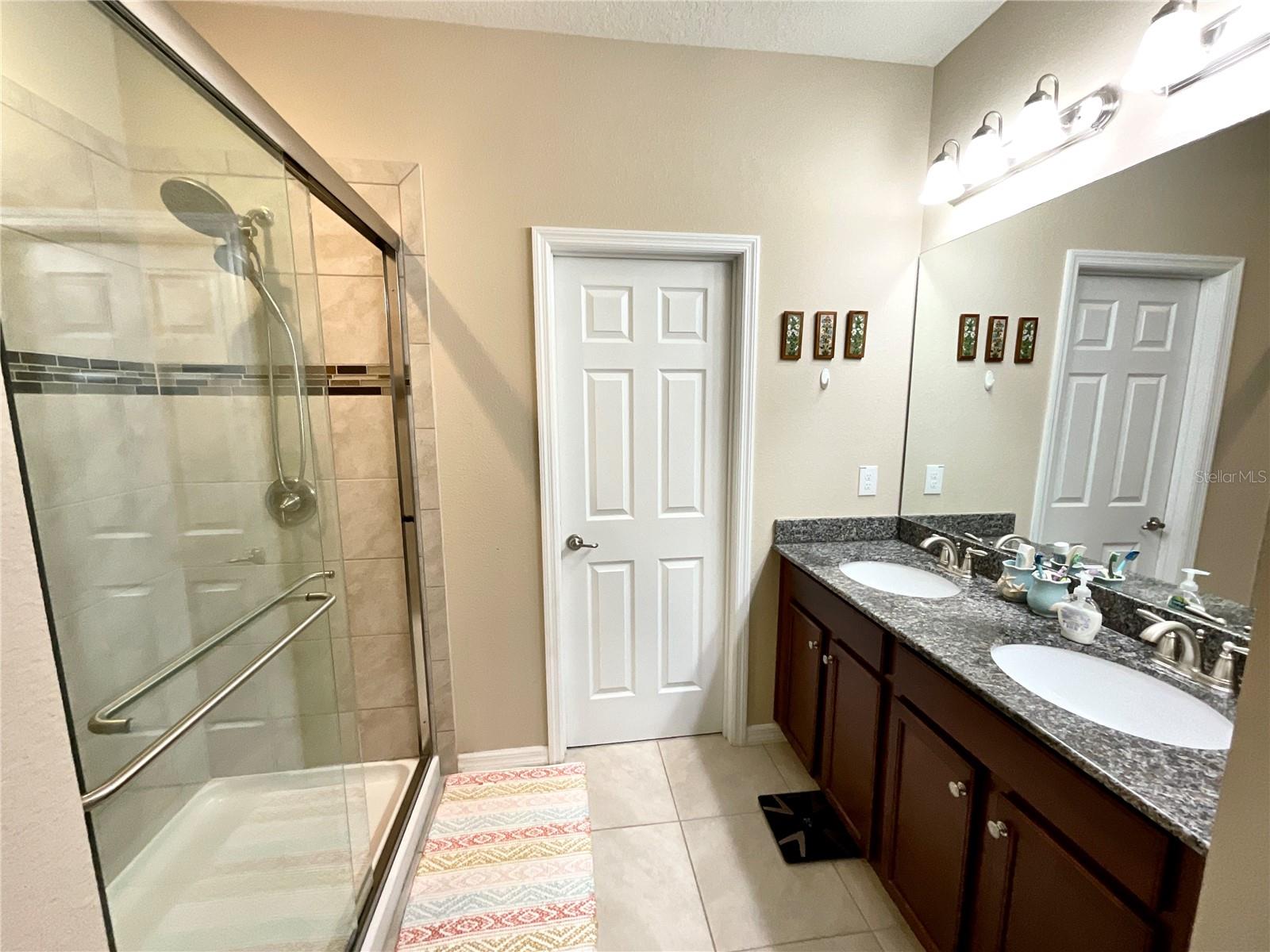 1104 CORAL LN — photo 9