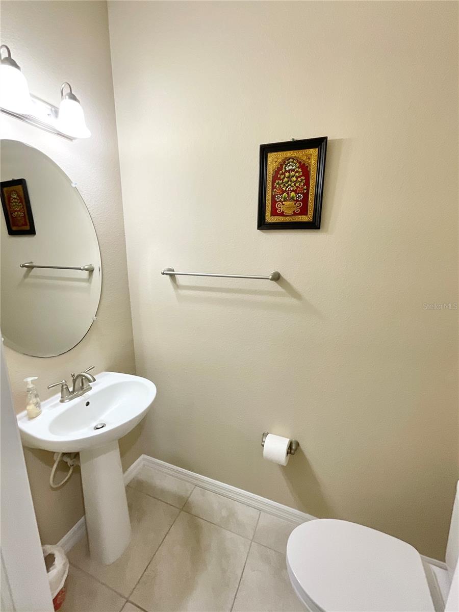 1104 CORAL LN — photo 18
