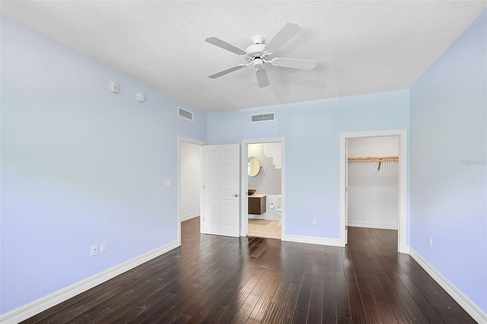 3603 N POINT RD #202 — photo 26