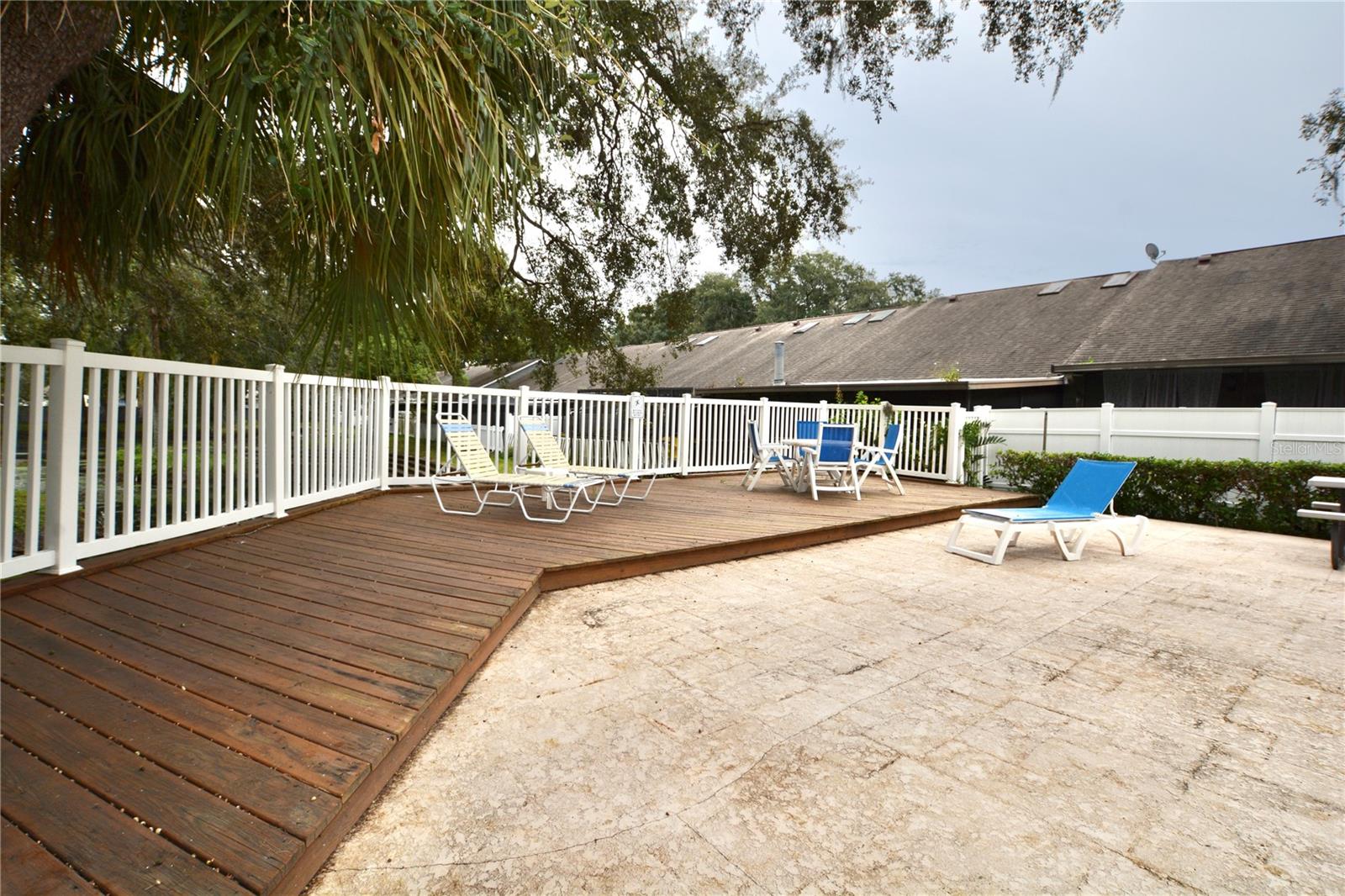 1762 CASTLE ROCK RD — photo 42