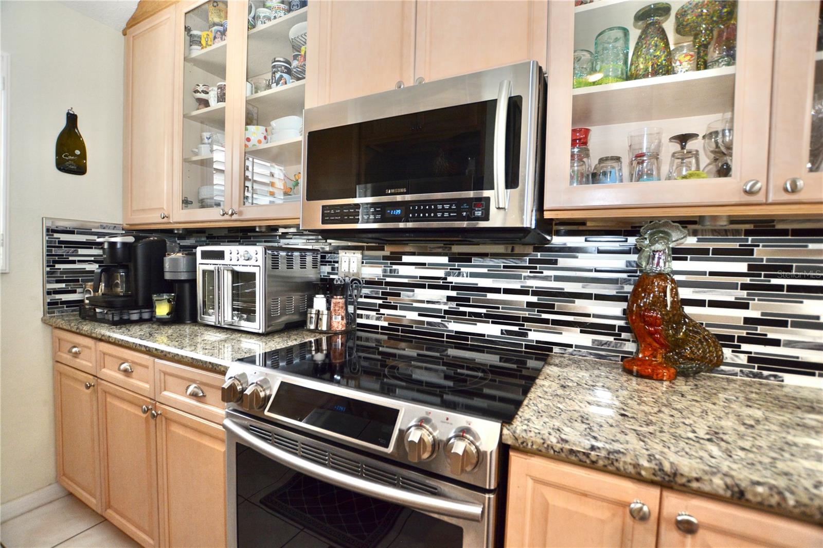 1762 CASTLE ROCK RD — photo 18