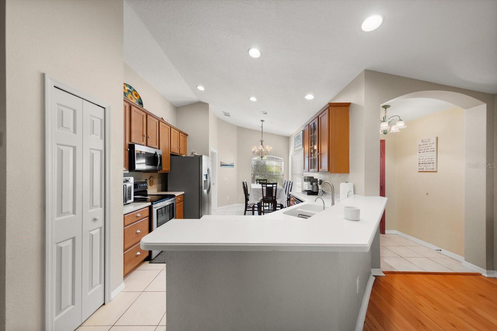 2939 WOOD POINTE DR — photo 10