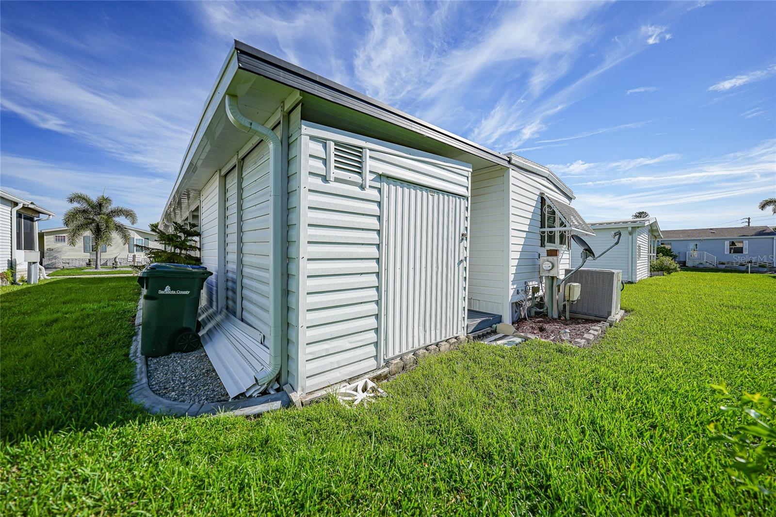 635 BLACKBURN BLVD — photo 38