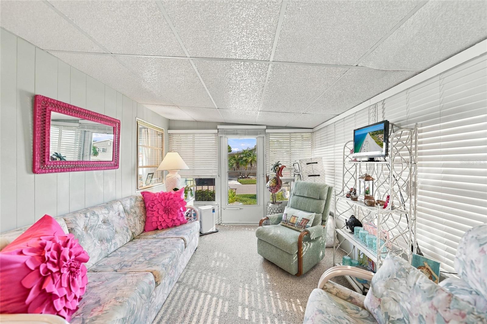 635 BLACKBURN BLVD — photo 11