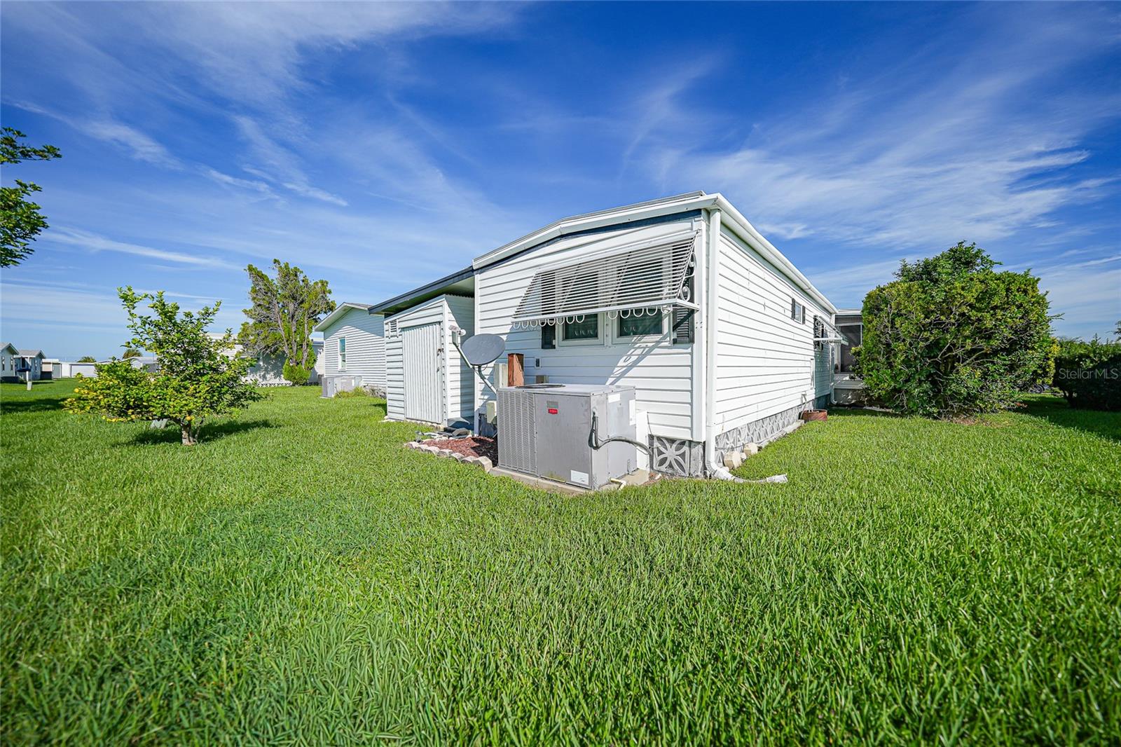 635 BLACKBURN BLVD — photo 35
