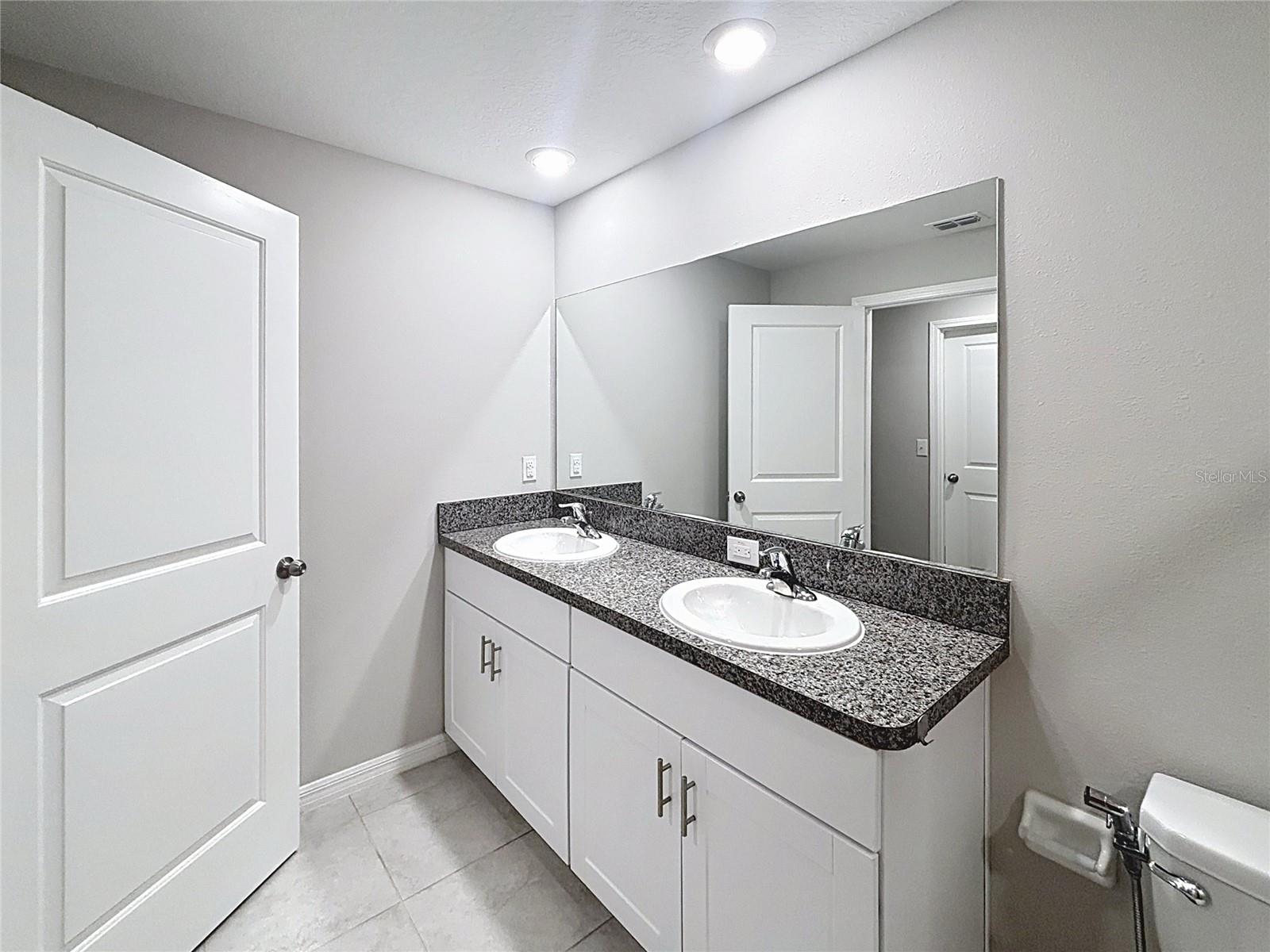 1509 CASSIUS ST — photo 24