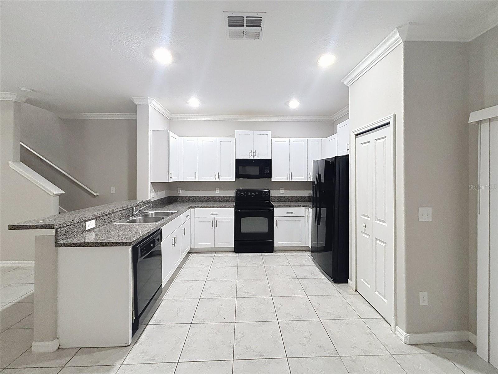 1509 CASSIUS ST — photo 9