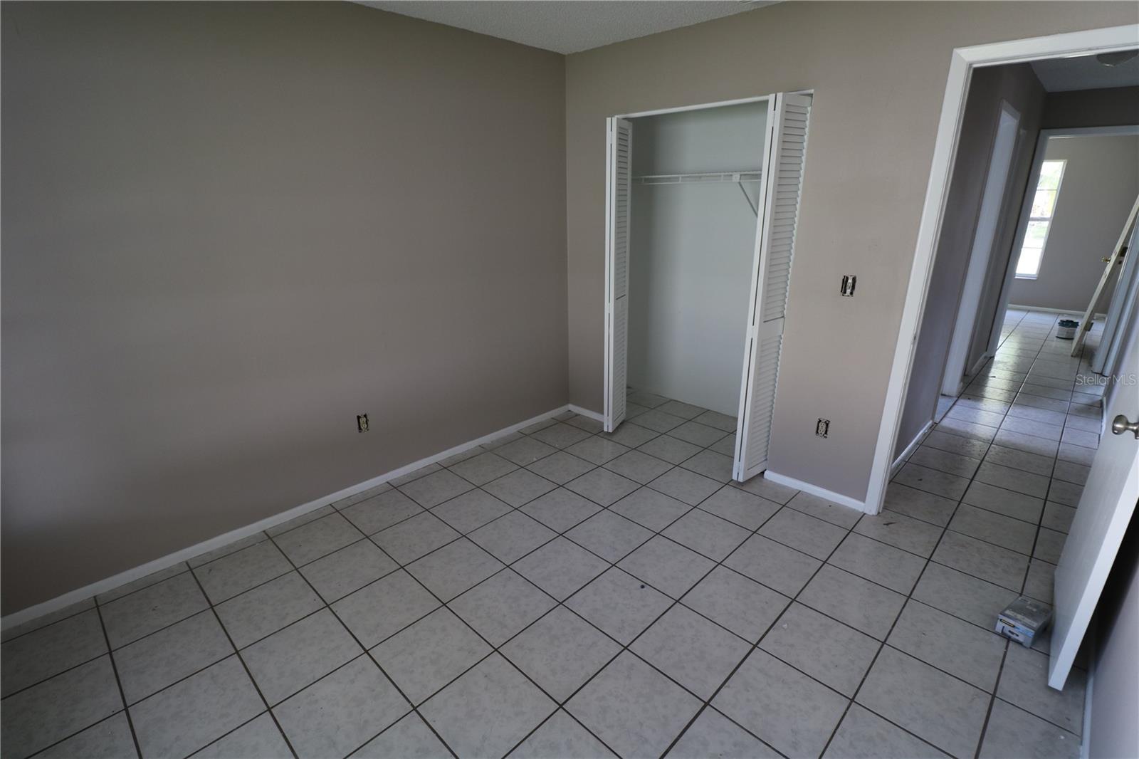 5018 OAKSHIRE DR — photo 14
