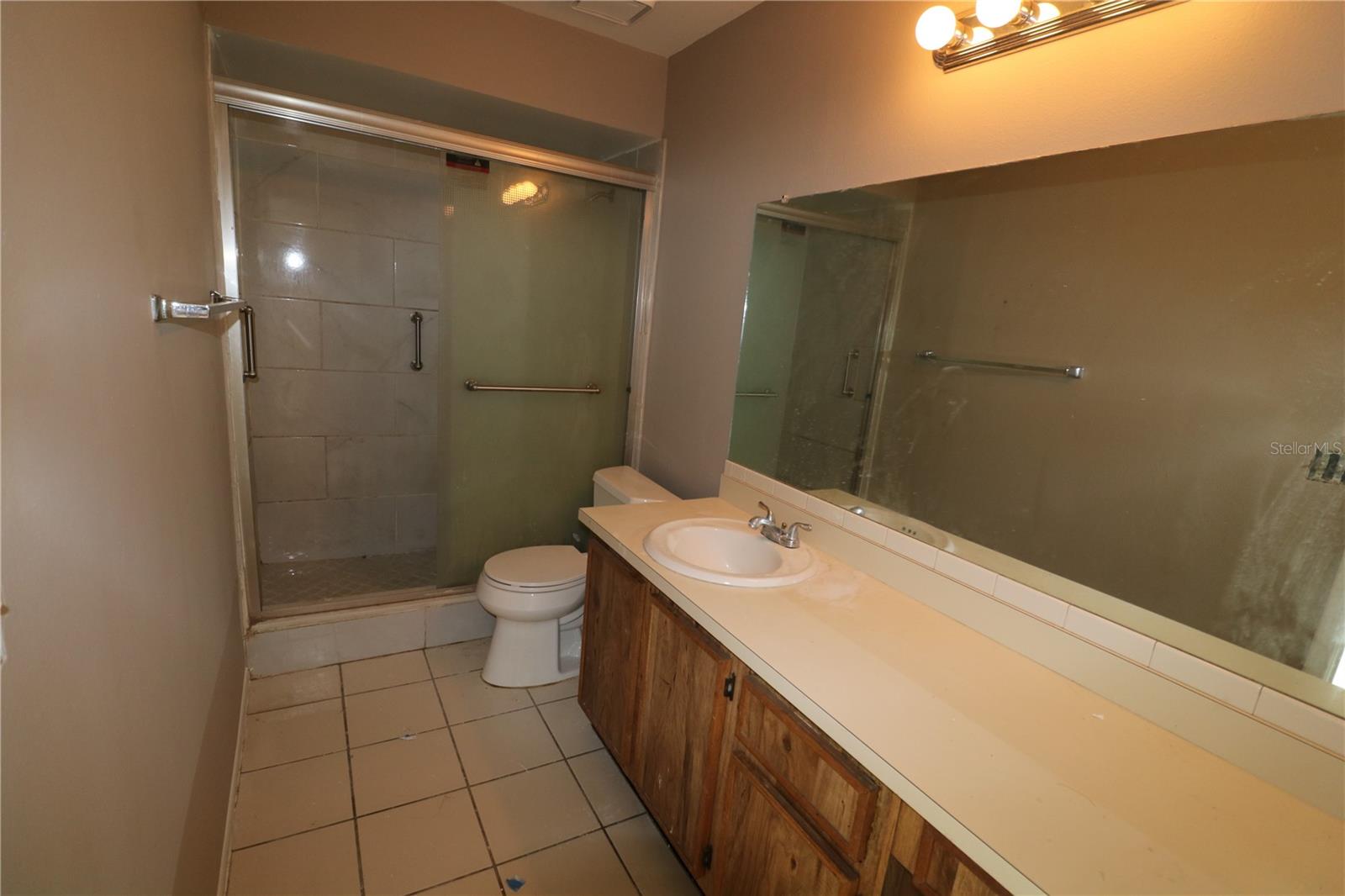 5018 OAKSHIRE DR — photo 5