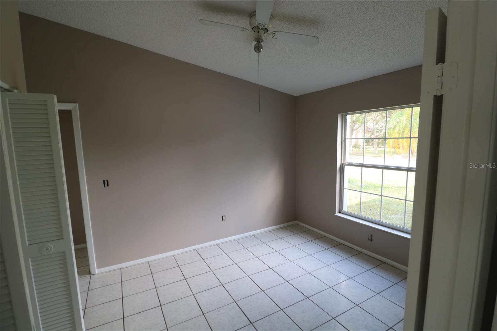 5018 OAKSHIRE DR — photo 7
