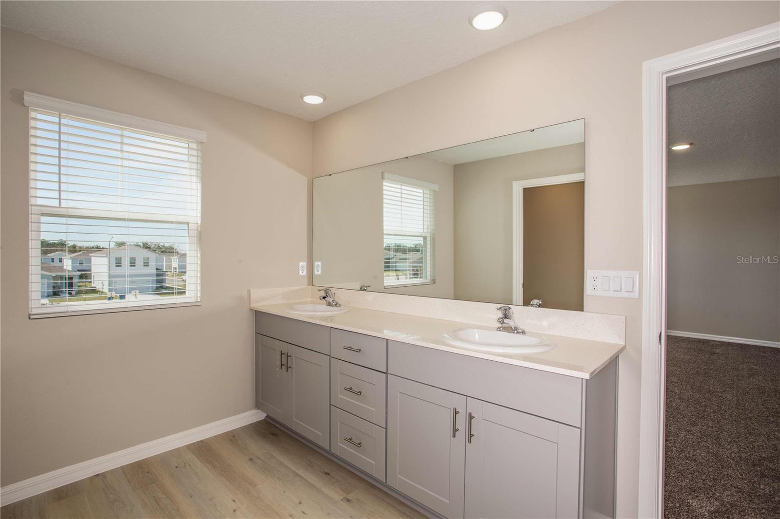 2167 LAWSON WAY — photo 8