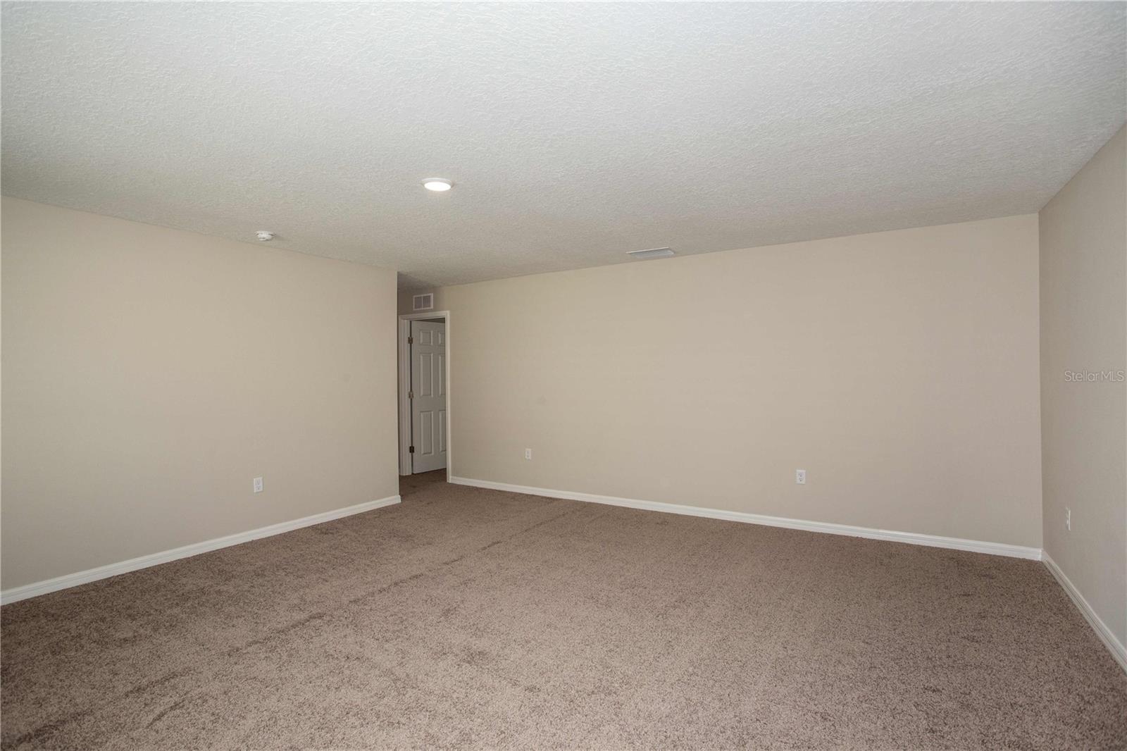 2167 LAWSON WAY — photo 23