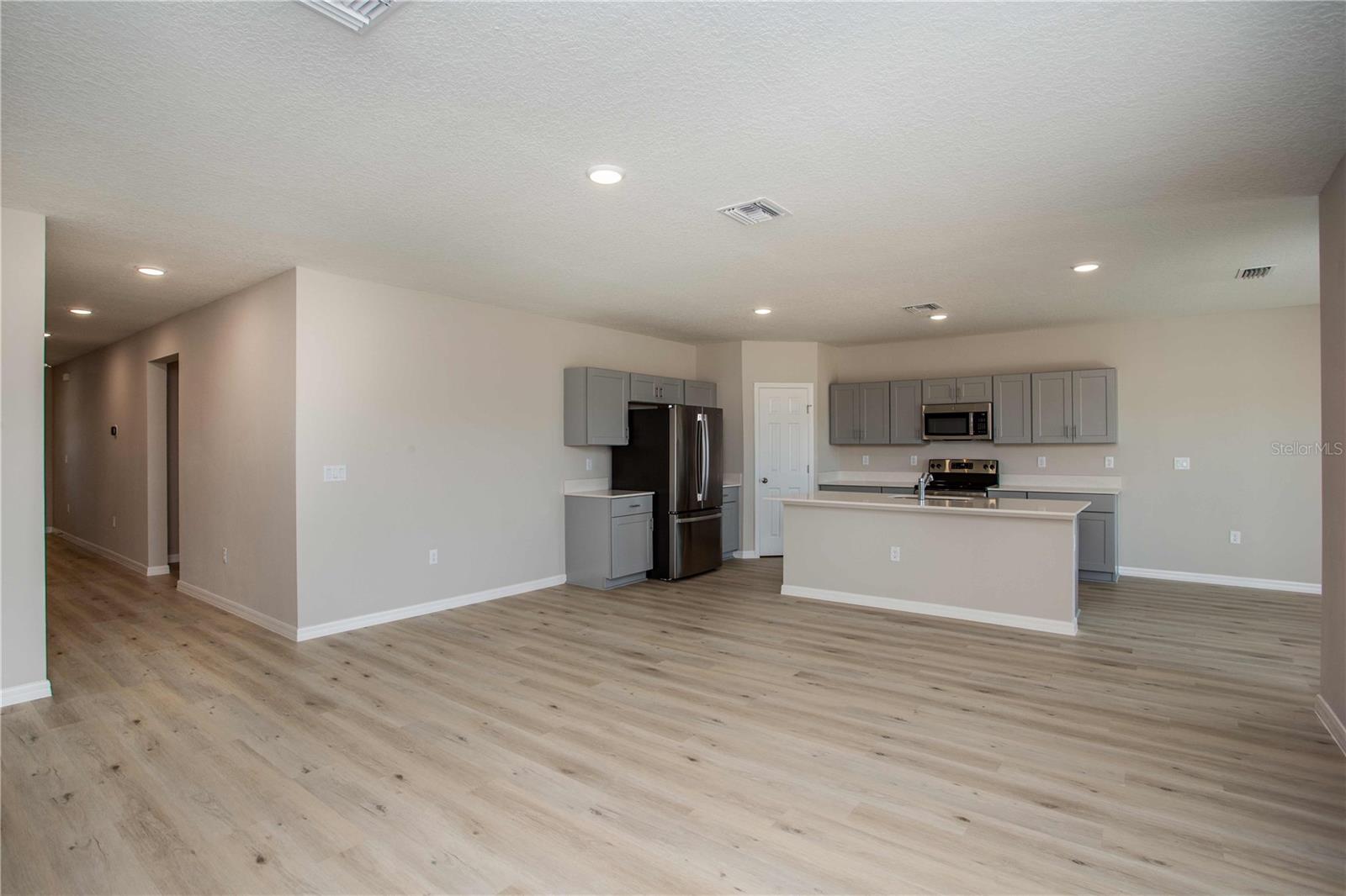 2167 LAWSON WAY — photo 13