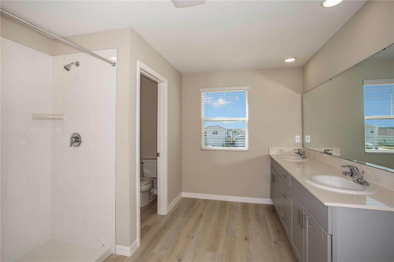 2167 LAWSON WAY — photo 6