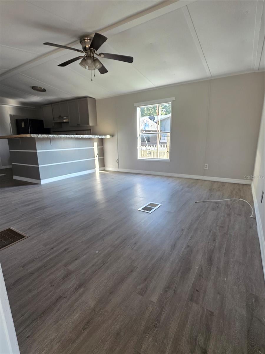 14900 PORTER ST — photo 4