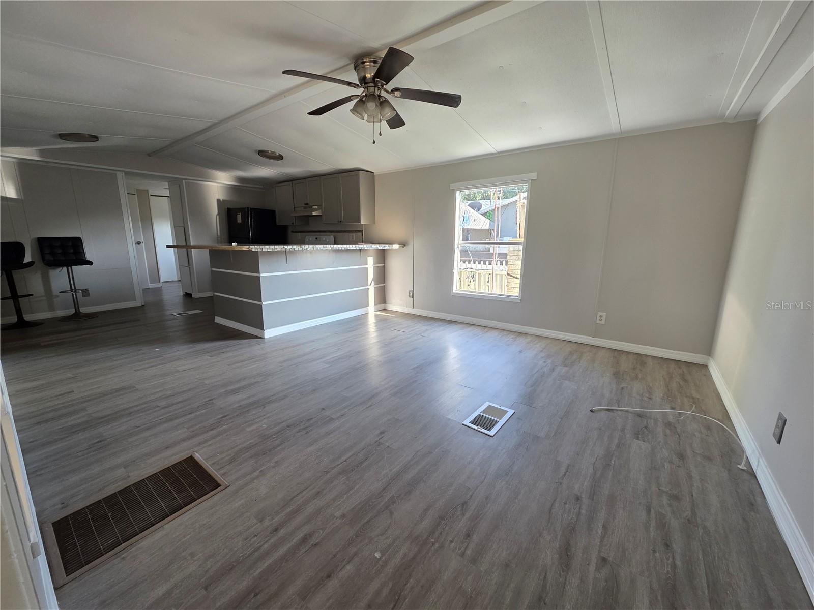 14900 PORTER ST — photo 2