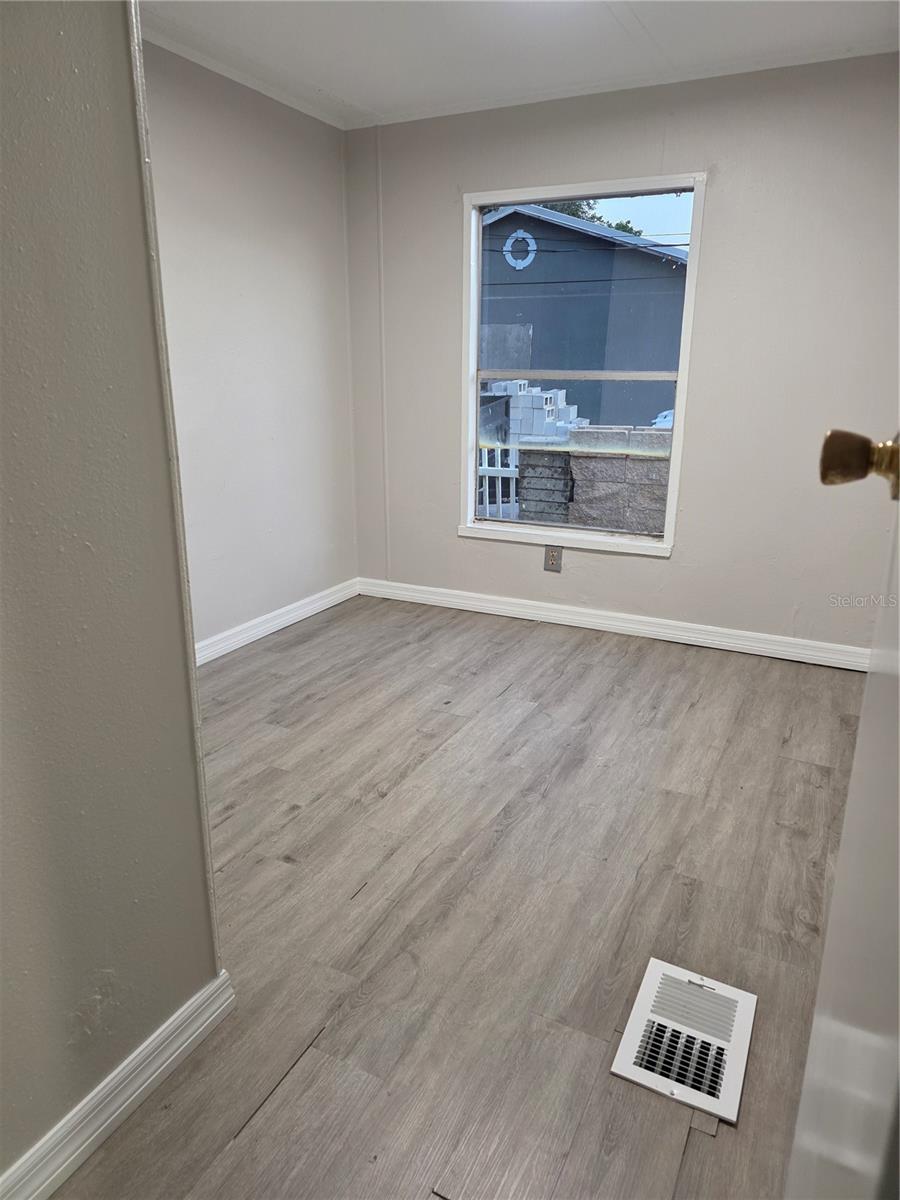 14900 PORTER ST — photo 18