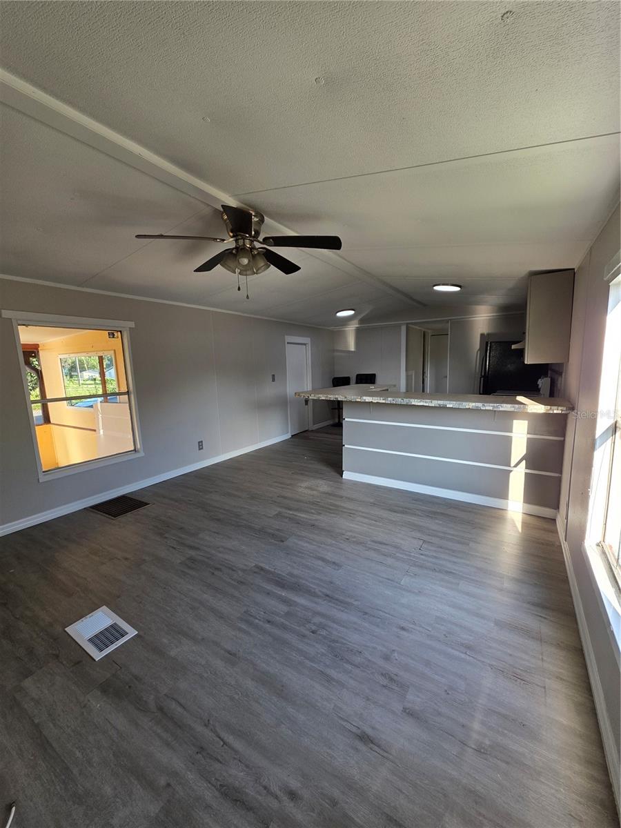 14900 PORTER ST — photo 5
