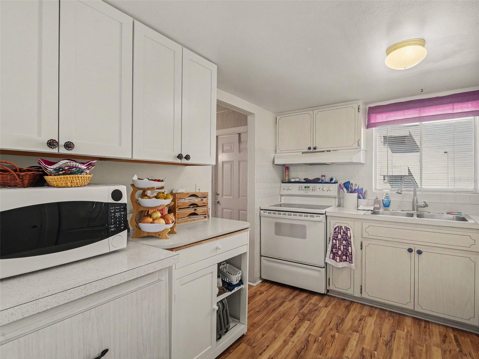 5855 PALM LN #B21 — photo 8
