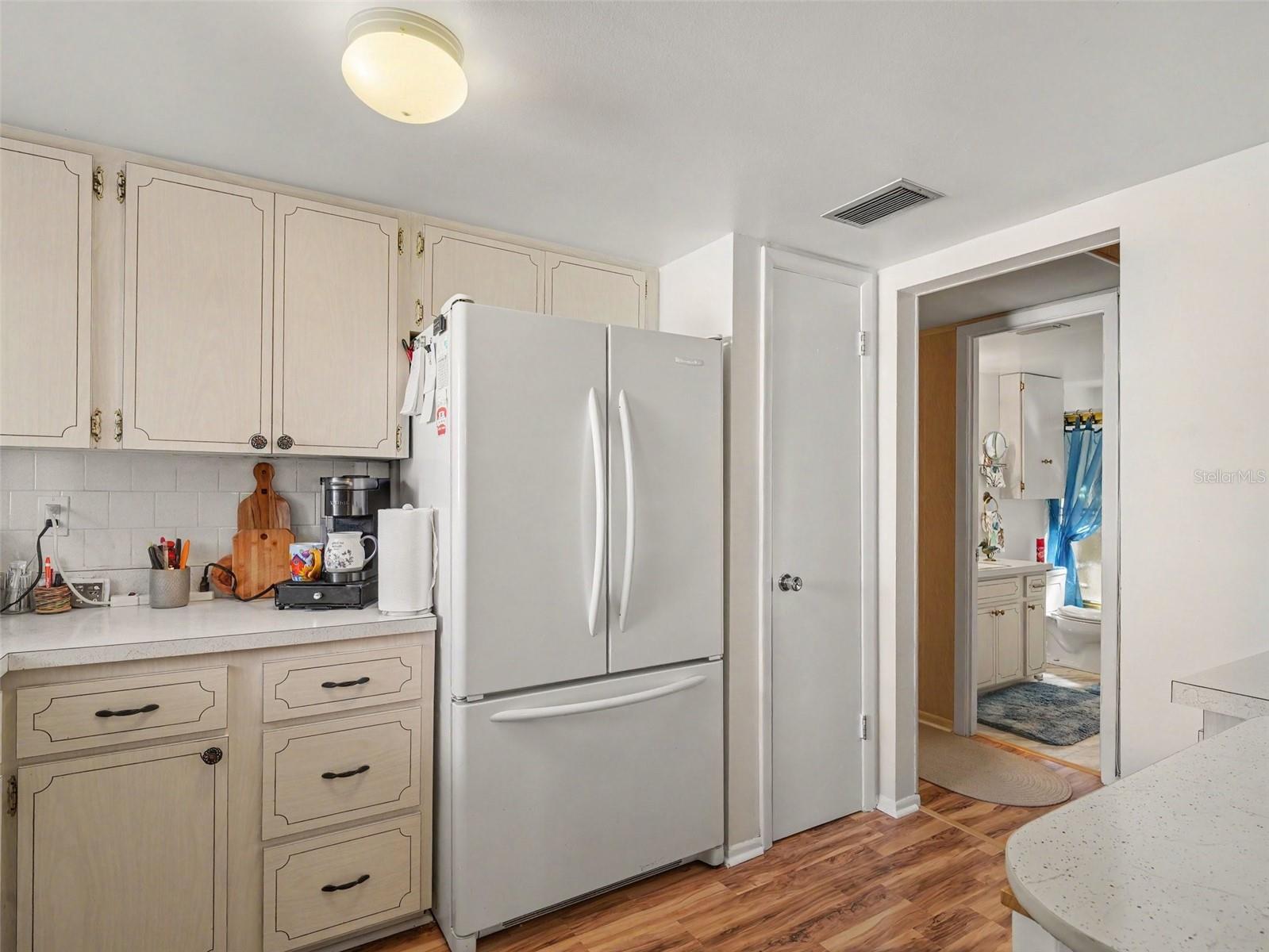 5855 PALM LN #B21 — photo 9