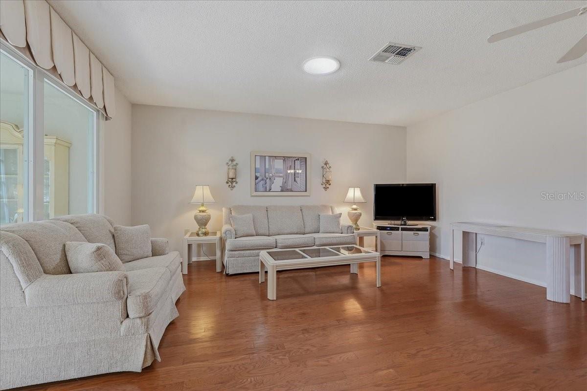 11508 ORLEANS LN #11508 — photo 10