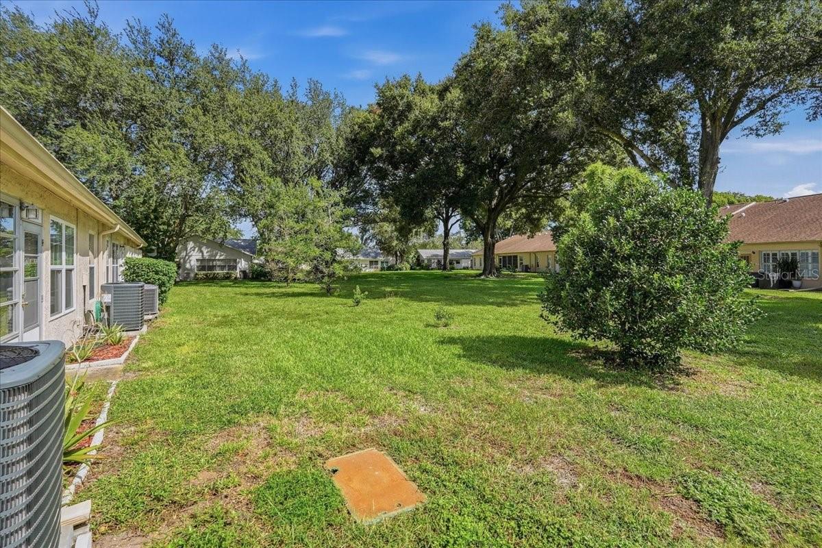 11508 ORLEANS LN #11508 — photo 35