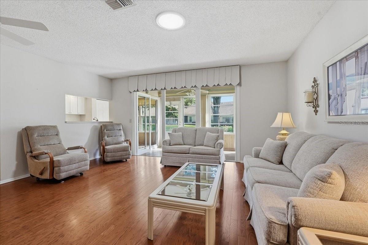 11508 ORLEANS LN #11508 — photo 12
