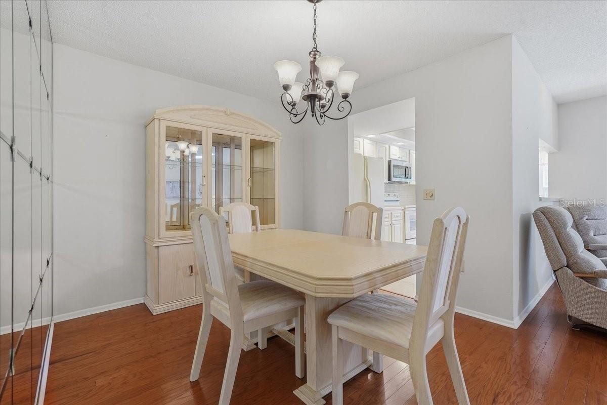 11508 ORLEANS LN #11508 — photo 8