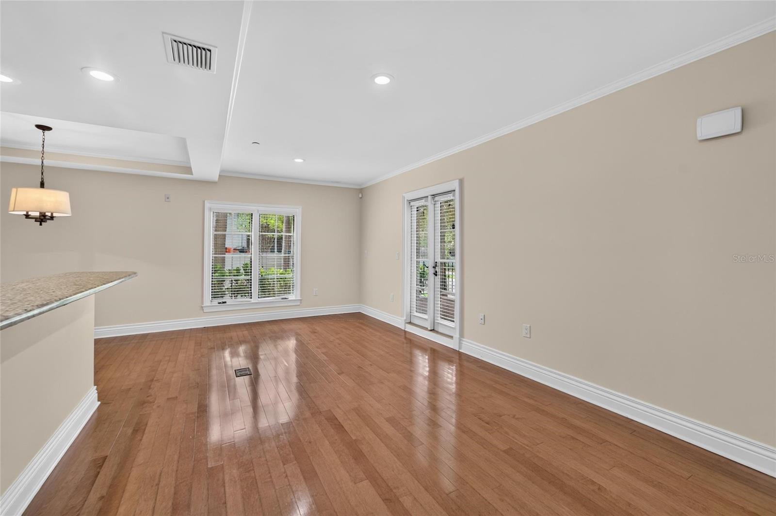 610 S ROME AVE #102 — photo 9