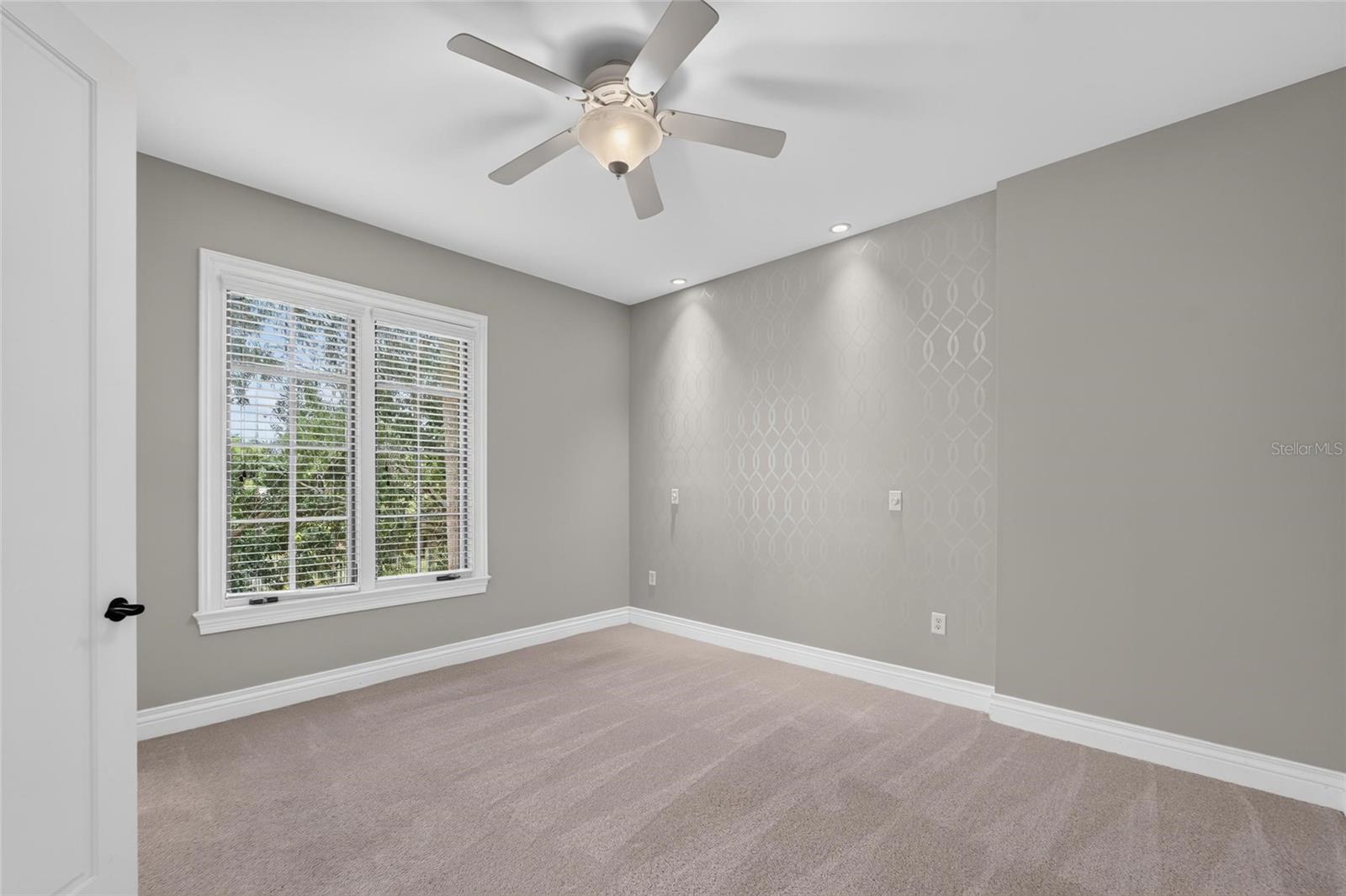 610 S ROME AVE #102 — photo 25