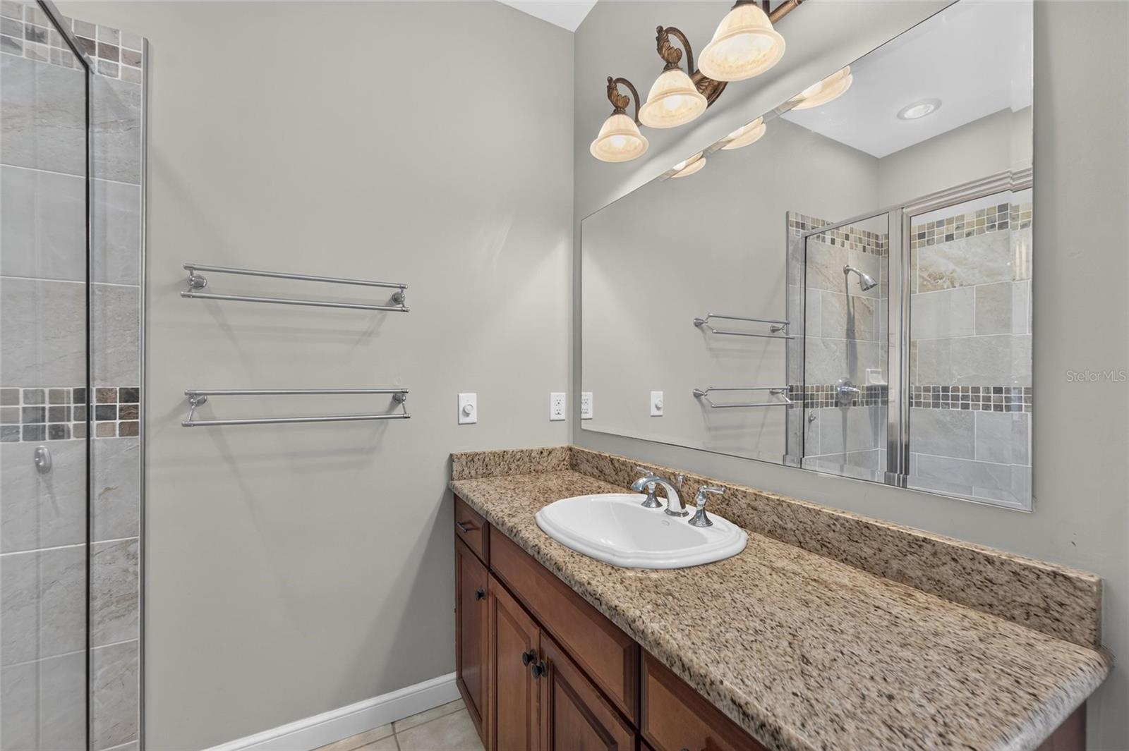 610 S ROME AVE #102 — photo 32